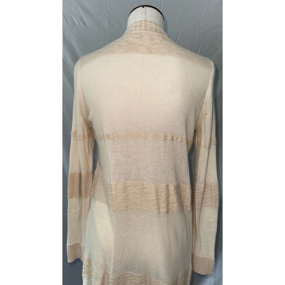 LC Cardigan - Picture 5 of 7